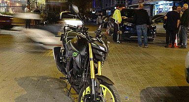 Otomobil ile motosiklet çarpıştı: 1 yaralı