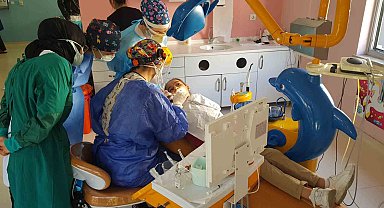 Özel tasarımlı diş ünitleri çocukların randevularına istekli gelmelerini sağlıyor