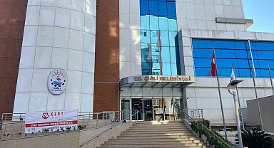 PKK'lı kadın teröristin ağabeyi Çiğli Belediyesinde güvenlik amirliği yapmış