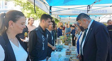 Polis Eşleri Derneği Edirne Şubesi'nden hayır panayırı