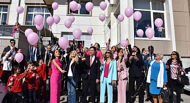 "Pembe Güller Şenliği" büyük ilgi gördü