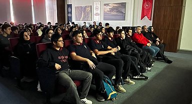 "Sadık Ahmet" filmi Erzincan'da gençlerle buluştu