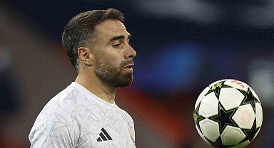 Real Madrid, sezonu kapatan Carvajal'ın sözleşmesini uzattı