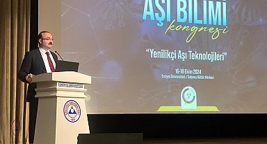Rektör Hacımüftüoğlu, uluslararası aşı bilimi kongresine katıldı