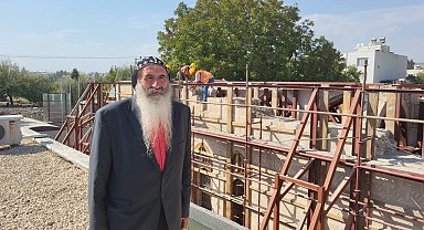Restorasyon kapsamında kilisenin taşları sökülmeye başlandı