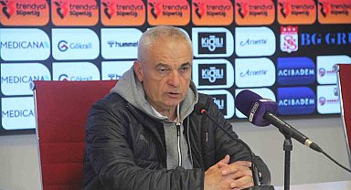 Rıza Çalımbay: "Kaybettiğimiz için üzgünüz"