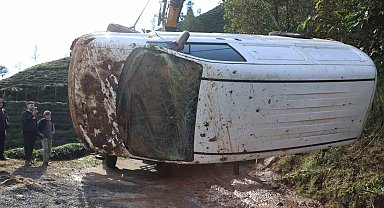 Rizelinin sel korkusu: "3. kattaki pencereden çaylığa atladım, karşı mahalleye kadar kaçtım"