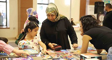 Şahinbey Belediyesi'nin 8'inci Kitap Fuarı kapılarını açtı