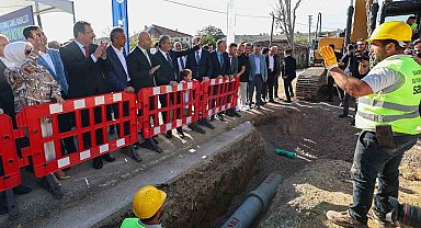 Sakarya'da 25 milyon TL'lik alt yapı yatırımı için ilk kazma vuruldu