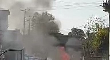 Sakarya'da seyir halindeki otomobil alevlere teslim oldu