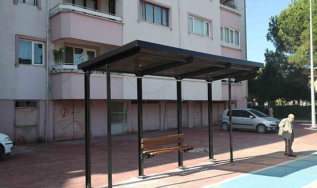 Sakarya'nın durakları Büyükşehirle LED'li ve modern konsepte dönüyor
