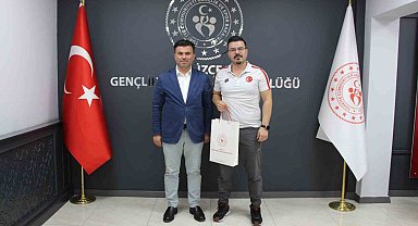 Şampiyonda İl Müdürü'ne teşekkür ziyareti