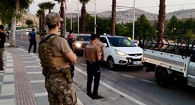 Şanlıurfa'da aranan 17 şüpheli yakalandı