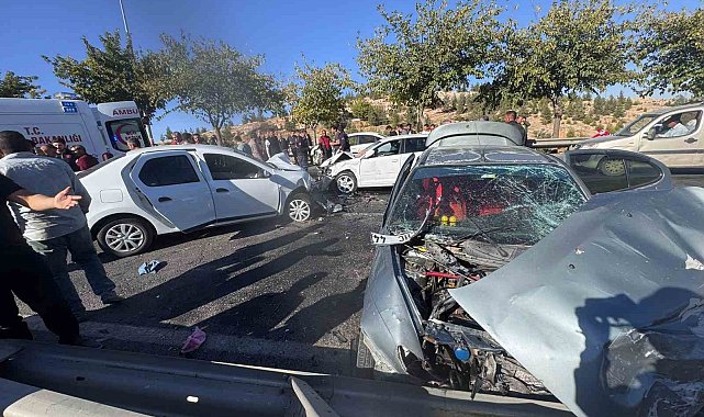 Şanlıurfa'da zincirleme trafik kazası: 5 yaralı