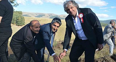 Sarıkamış Şehitleri adına fidanlar toprakla buluştu