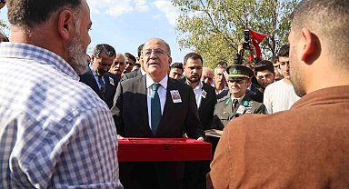 Şehit cenazesine katılan Bakan Yardımcısı Alpay: ''Terörün kökünü kazıdık, kazımaya devam ediyoruz''