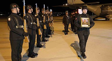 Şehit oğlunu karşılayan baba Hasan Alan: "Ülkesi, devleti, namusu için kahramanca şehit oldu"