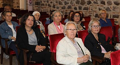 Şehzadeler'de kadınlar meme kanseri farkındalığı için buluştu