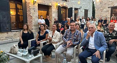 Seramik sanatının ustaları Kuşadası'nda bir araya geldi