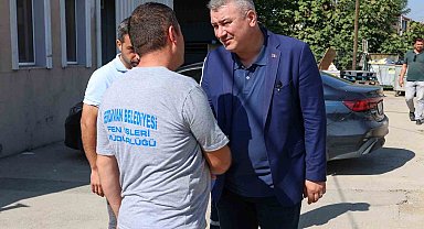 Serdivan'da asfalt mesaisi sürüyor