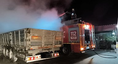 Sıcak demir yüklü tırda yangın
