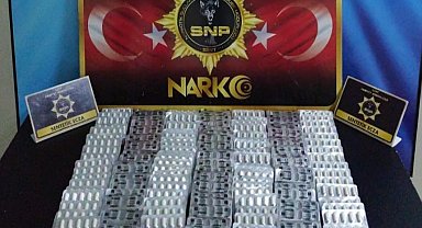 Siirt'te bin 443 uyuşturucu hap ele geçirildi