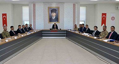 Siirt'te güvenlik ve asayiş toplantısı gerçekleştirildi