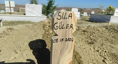 Sıla bebek dedesinin soyadı ile defnedildi