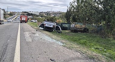 Silivri'de kaza yapan iki otomobil takla attı