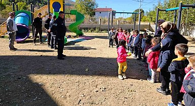 Simav'da miniklere polislik mesleği tanıtıldı