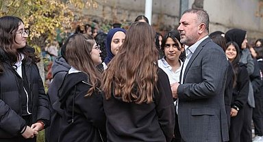 Sincanlı gençlerden Başkan Ercan'a sevgi seli