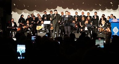 Sındırgı Türk Müziği Topluluğu konser verdi