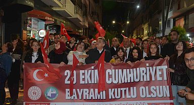 Sinop'ta fener alayı