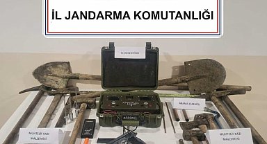 Sinop'ta kaçak kazı yapan şahıslara suçüstü: 3 gözaltı