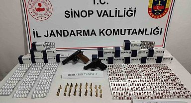 Sinop'ta uyuşturucu hap ve 3 tabanca ele geçirildi