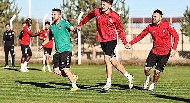 Sivasspor'da neşeli idman