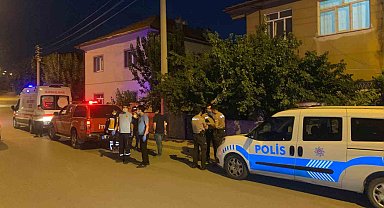 Sokak hayvanlarının duyarlılığı yaşlı adamın cenazesini buldurdu