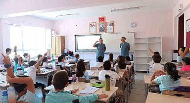 Sökeli öğrenciler hayvan hakları konusunda bilgilendirildi