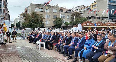 Sultangazi'de Erzurum Yöresel Günleri'ne vatandaşlar yoğun ilgi gösterdi