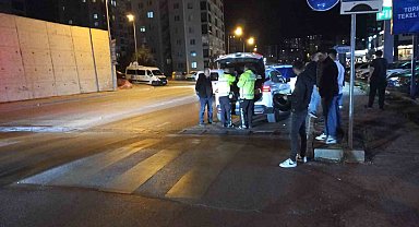 Sürücünün dalgınlığı kazaya sebep oldu