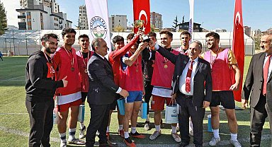 Talas'ın Cumhuriyet Kupası'nda şampiyon belli oldu