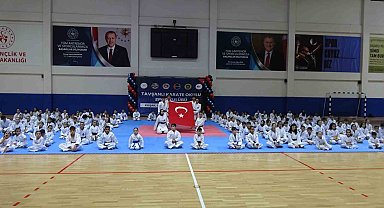 Tavşanlı Karate Okulu'nda 180 sporcuyla kuşak töreni düzenlendi