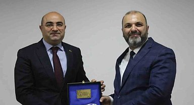 Tavşanlı'da "Peygamberimiz ve Karakter İnşası" konulu konferans