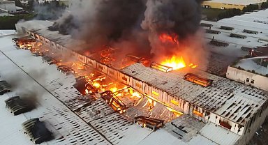 Tekirdağ'da yanan fabrikada büyük hasar meydana geldi