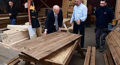 Terme Belediyesi kendi kent mobilyalarını üretiyor