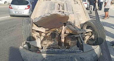 Ters dönen aracın sürücüsü yaralandı