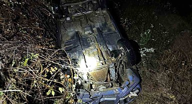 Ters dönen otomobilden sağ kurtuldular