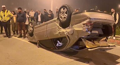 Ters dönen otomobilden yara almadan çıkıp kayıplara karıştılar