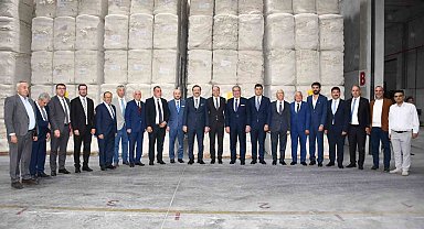 TOBB Başkanı Hisarcıklıoğlu, Büyük Menderes Tarım Ürünleri Lisanslı Depoculuk'ta incelemelerde bulundu