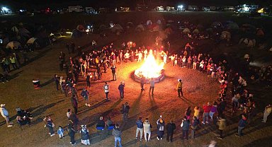 Tomarza'daki festivale yüzlerce doğasever katıldı